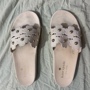 Kate Spade White Floral Sandals with Gold Accents